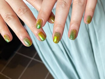 ネイルズ ララ(nails Lala)/フィルムデザイン。