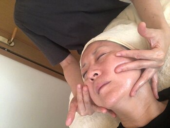 サロン ド プロデュース(salon de PRODUCE)/エイジングケアと小顔ペアコース