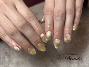 ニュアンスネイル