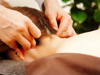 立川レディース鍼灸マッサージ はるはる/眼精疲労に、後頭下筋ケア♪