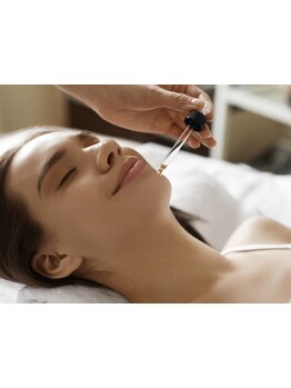 ホウレイ線・たるみ改善！予防ケア