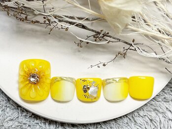 ネイルルームシャイン/