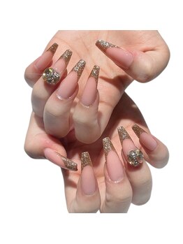 グローネイルズ(Glow Nails)/