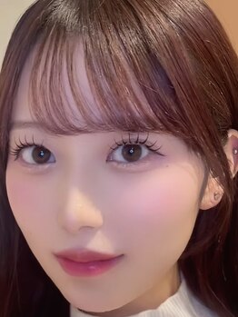 メル バイ ウィリートーキョー(MELL by wellytokyo)の写真/【上がりすぎず、地まつげ美しく】瞳に光が入る*計算された「似合わせカール」で印象的なナチュラル美眸へ