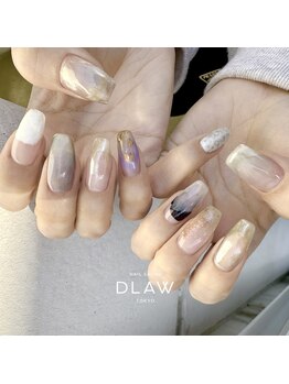 ドロウトーキョー(DLAW tokyo)/ニュアンスネイル