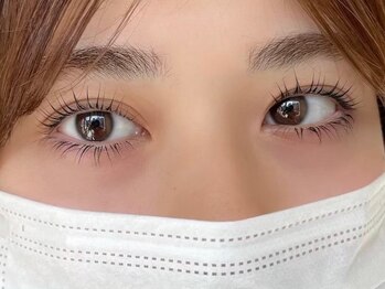 レナータ新宿(Renata)の写真/ダメージを抑えた次世代まつ毛パーマ【ラッシュリフト】コーティング仕上げで韓国束感まつ毛が叶う♪