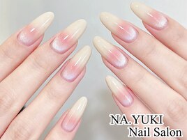 ベージュ系上品ネイル