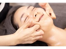 リリーシャ 赤坂(LILISHA)/骨筋リンパマッサージで小顔に