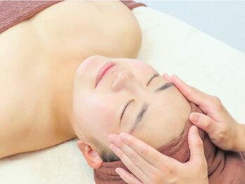 エービューティ(A.beauty)の写真/肌トラブルを改善しながらひと回り小さな小顔美人へ♪気になるほうれい線・二重アゴ・むくみ・たるみケア◎