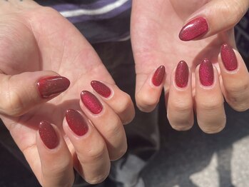 ア―ジュポシェフリル 天神西通り店(age poche Frill)/マグネットネイル