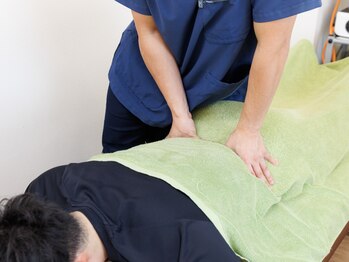 アイケア船橋北口はりきゅう整骨院(i-care船橋北口はりきゅう整骨院)の写真/【疲労/痛み/姿勢改善◎】国家資格保持者による骨盤矯正+筋膜リリース★歪みを整えすごしやすいお身体へ!