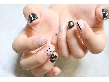 ディーエムジーネイル(DMG nail)/キッズネイル ブラックホワイト