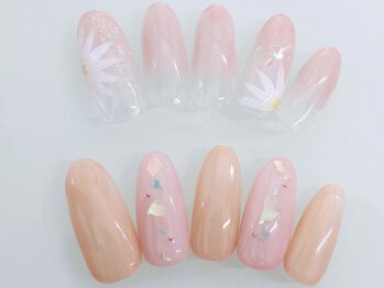 ネイルサロンセレーネ(Selene)/シンプルフラワーネイル