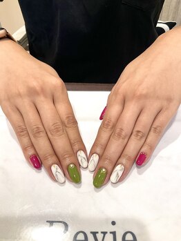 レビー(Revie)/ワンカラー＋アート