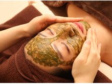 ネイルアンドアイラッシュ シヴァ(Siva)/ハーブピーリング