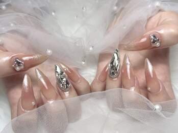 エマネイル プラス キハクヤ 本町店(EmaNail+KIHAKUYA)の写真/シンプル、デザイン、ゴージャスの3つの定額プランで、あなたの個性を引き出します♪