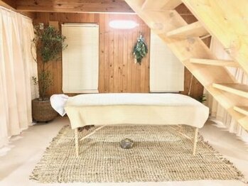 グリーンセラピー(Green therapy)の写真/ラベンダー・ミント・アロエのフットバス付き全身ジェルオイルトリートメントで夏の疲れをすっきり爽快♪