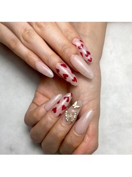 ダリア(Daria)/バレンタインにも◎ハートネイル