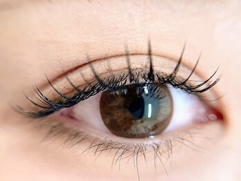 マザーチーク(Mother cheek)の写真/【高い技術力でモチが良い】ナチュラル上品・大人カワイイ目元へ《Lash lift＋トリートメント付き¥6,100》