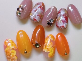 キルカスネイル(kirkas nail)の写真/【手書きアートで上品な立体感のあるネイルに♪】2本から持ち込みデザインもOK◎理想のネイルを叶えます★