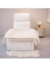 レネ(RENE.)/ふかふかのリクライニングチェア