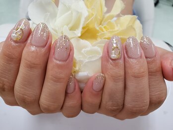 ダブルネイル(Double Nail)/[前窪]キラキラネイル
