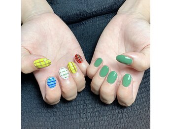 サロンドティス 学芸大学(salon de tis)/お持ち込みネイル