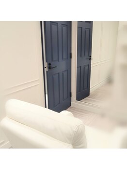 グロリアスアイ 自由が丘(glorious eye)/