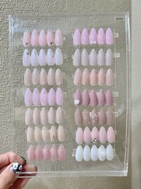 ガーリー　シンプル　オフィス