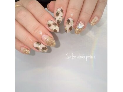 サロン ドゥ プリエ(SALON deux PRIER)の写真