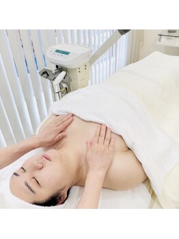 ポーラ ザ ビューティ 鳥取北店(POLA THE BEAUTY)/デコルテクレンジング