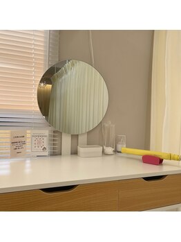 リボン 仙台のまつ毛屋さん(Ribbon)/施術後のメイク直し等はこちらで