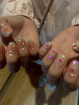 アトリエ ポノ(atelier pono)/ずっと人気！チークネイル！