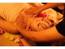 【女性限定】贅沢全身アロマトリートメント＋贅沢美顔フェイシャルトリートメント◎