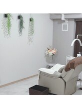 メンズ眉毛サロン【reframe】東池袋　[メンズアイブロウ/眉毛/メンズ眉/眉毛ワックス]/店内