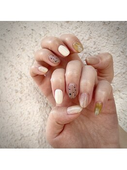 オヴィネイル(Ovi NAIL.)/持ち込みネイル*