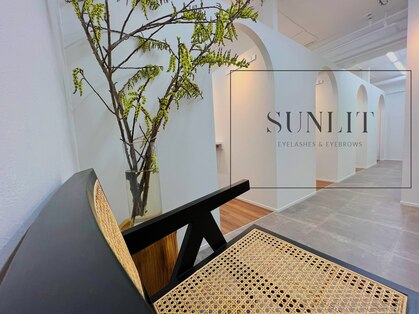 サンリット(SUNLIT)の写真