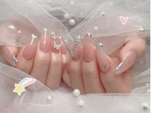 ブリー(Brille)/バレンタインネイル