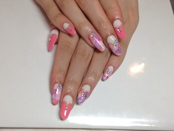ネイルアンドビューティー ネオン 中洲店(Nail&Beauty NEON)/