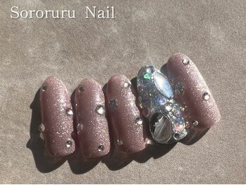 ソロルル ネイル(Sororuru Nail)/マグネット×キラキラビジュー