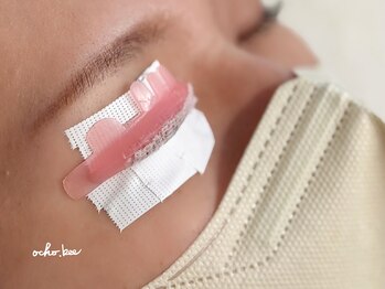 オチョビー(ocho.bee)/まつ毛パーマの流れ(1)