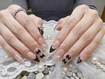 ナナネイル(Nana Nail)/リボンフレンチネイル