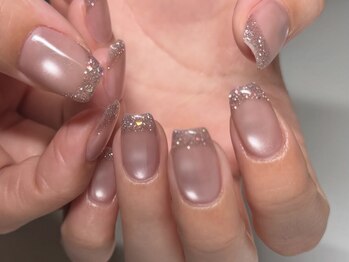 マノン 北堀江(Manon)の写真/大満足のモチの良さで、忙しい日常でも美しさをキープ★お仕事などで派手なネイルがNGな方にもオススメ◎
