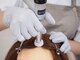 SOAR SALON【頭皮ケアエステ】恵比寿　ソアサロンの写真/【育毛促進/頭皮改善専門】知識豊富なスタッフが丁寧にサポート！艶やかで豊かな美髪で若々しい印象に。