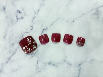 ティーエヌ イトーヨーカドー能見台店/フットの定額5500円コース