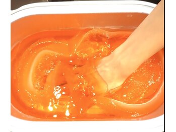 ハンドケア・フットケア専門店 つるすべ 【4/4 NEW OPEN(予定)】 /