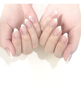 リーシュ 所沢店(RICHE)/白フレンチネイル