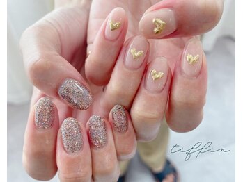 ネイルサロン ティフィン(tiffin)/～ハートアシメネイル～