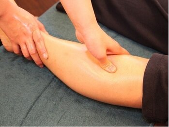 KYOマッサージ工房 麻布十番店/脚のむくみやだるさも解消！