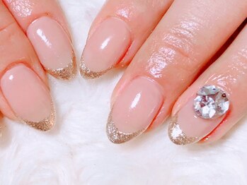 ネイルヴィオナス 西宮(nail Vionas)の写真/落ち着いたプライベートサロンだからこそ理想の指先が叶う♪爪の状態もしっかり見極め,最適な施術をご提供!